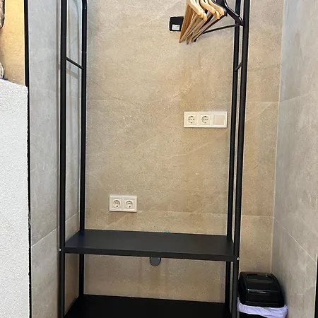 Alifornia (adults Only) 3*