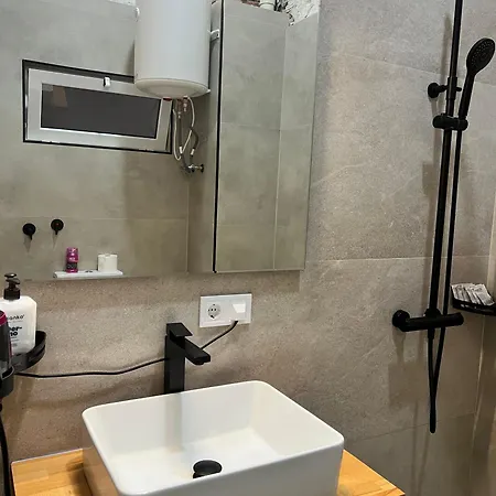 Alifornia (adults Only)